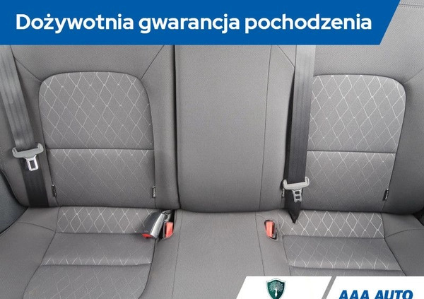 Kia Rio cena 40000 przebieg: 40238, rok produkcji 2016 z Kleszczele małe 106